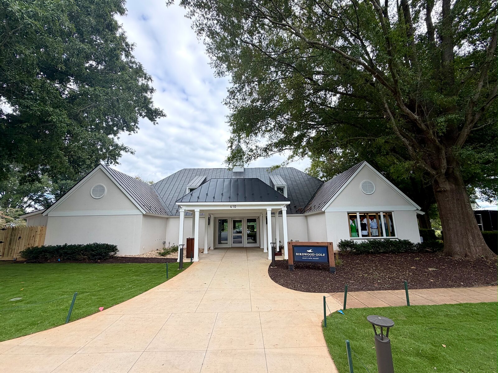 Birdwood Golf Clubhouse, Boar’s Head Resort
